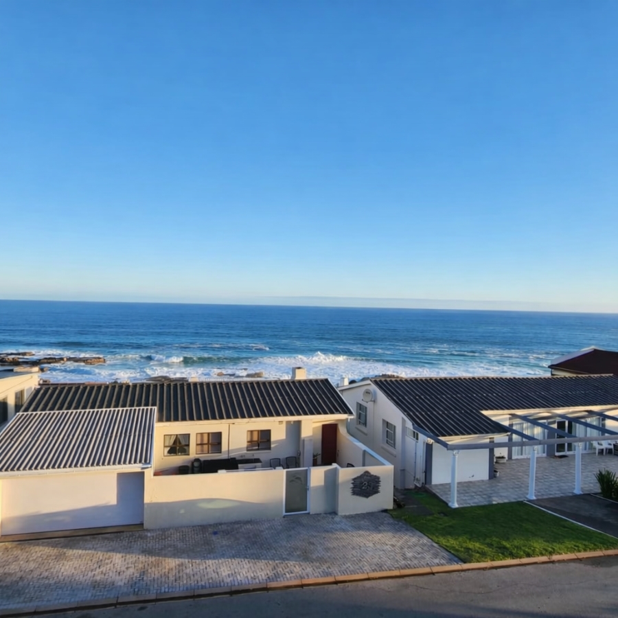6 Bedroom Property for Sale in Jongensfontein Western Cape
